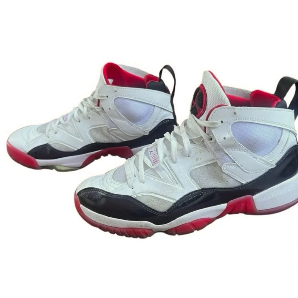 Jordan Jumpman Two Trey White‎ Black University Red DO1925-106 Mens 14